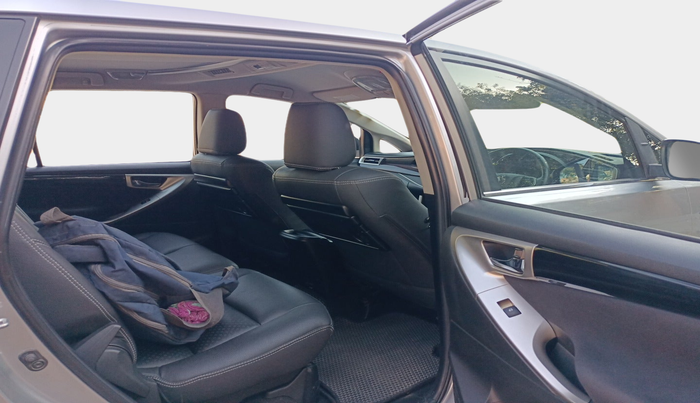 2016 Toyota Innova Crysta 2.4 VX 8 STR, Diesel, Manual, 2,34,671 km, interior