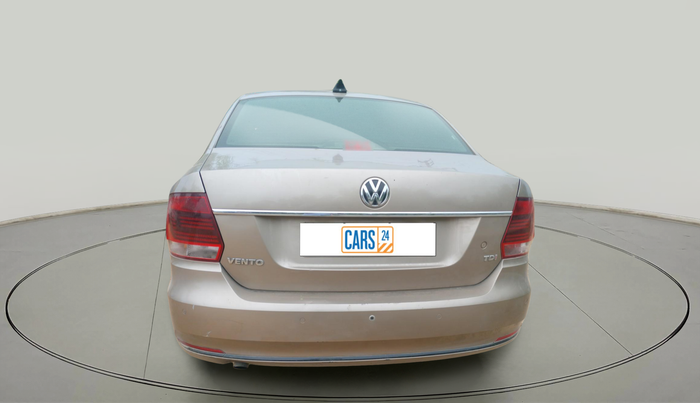 2015 Volkswagen Vento COMFORTLINE 1.5 AT, Diesel, Automatic, 1,32,810 km, exterior