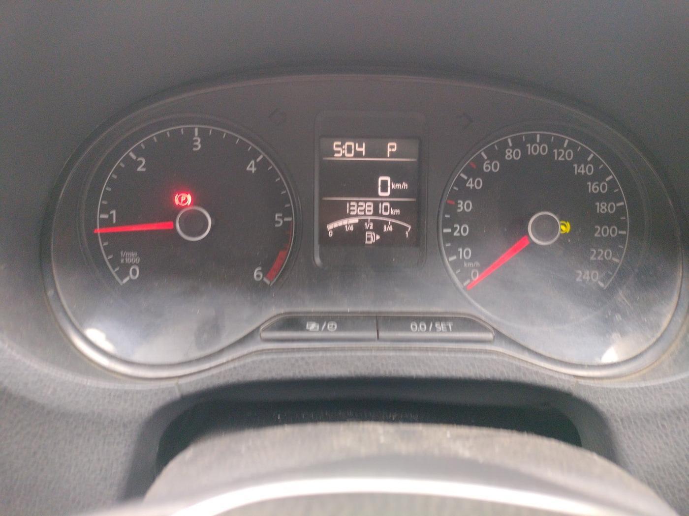 2015 Volkswagen Vento COMFORTLINE 1.5 AT, Diesel, Automatic, 1,32,810 km, interior
