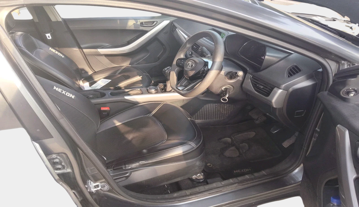 2022 Tata NEXON XM SUNROOF DIESEL, Diesel, Manual, 47,439 km, interior