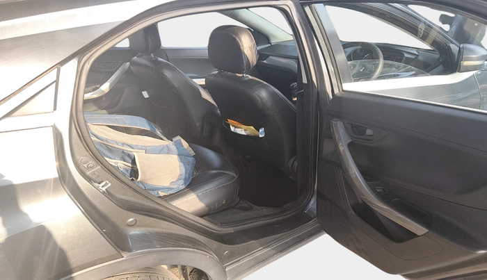 2022 Tata NEXON XM SUNROOF DIESEL, Diesel, Manual, 47,439 km, interior