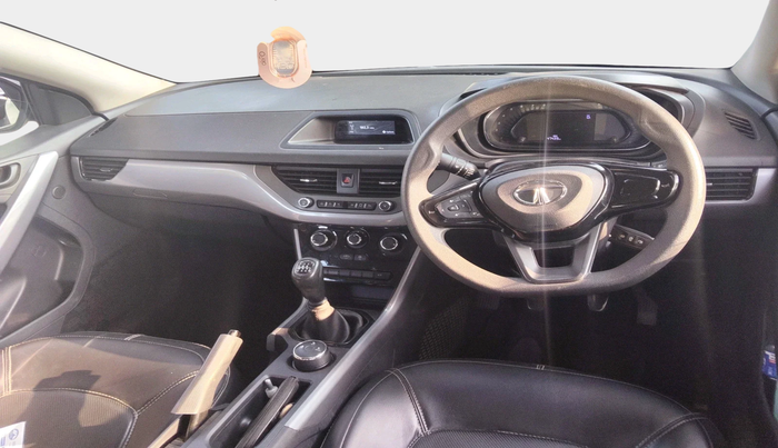 2022 Tata NEXON XM SUNROOF DIESEL, Diesel, Manual, 47,439 km, interior