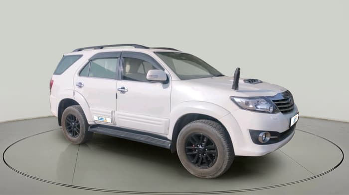 2014 Toyota Fortuner 3.0 4X2 MT, Diesel, Manual, 1,59,600 km, exterior