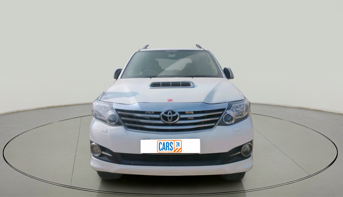 2014 Toyota Fortuner 3.0 4X2 MT, Diesel, Manual, 1,58,789 km, exterior