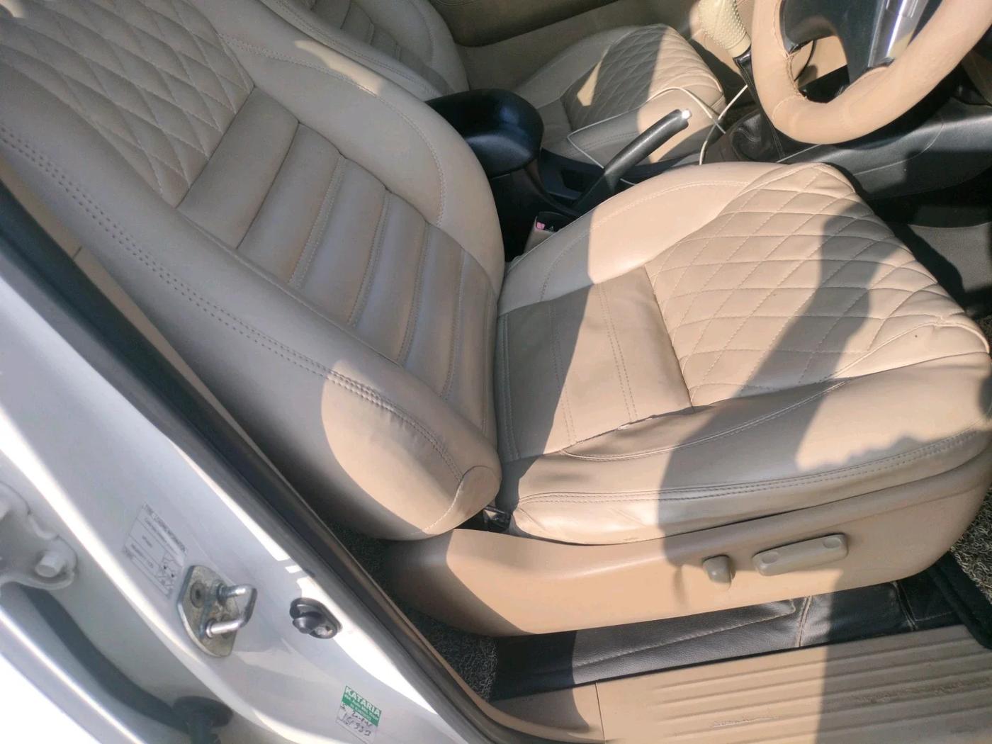 2014 Toyota Fortuner 3.0 4X2 MT, Diesel, Manual, 1,59,600 km, interior
