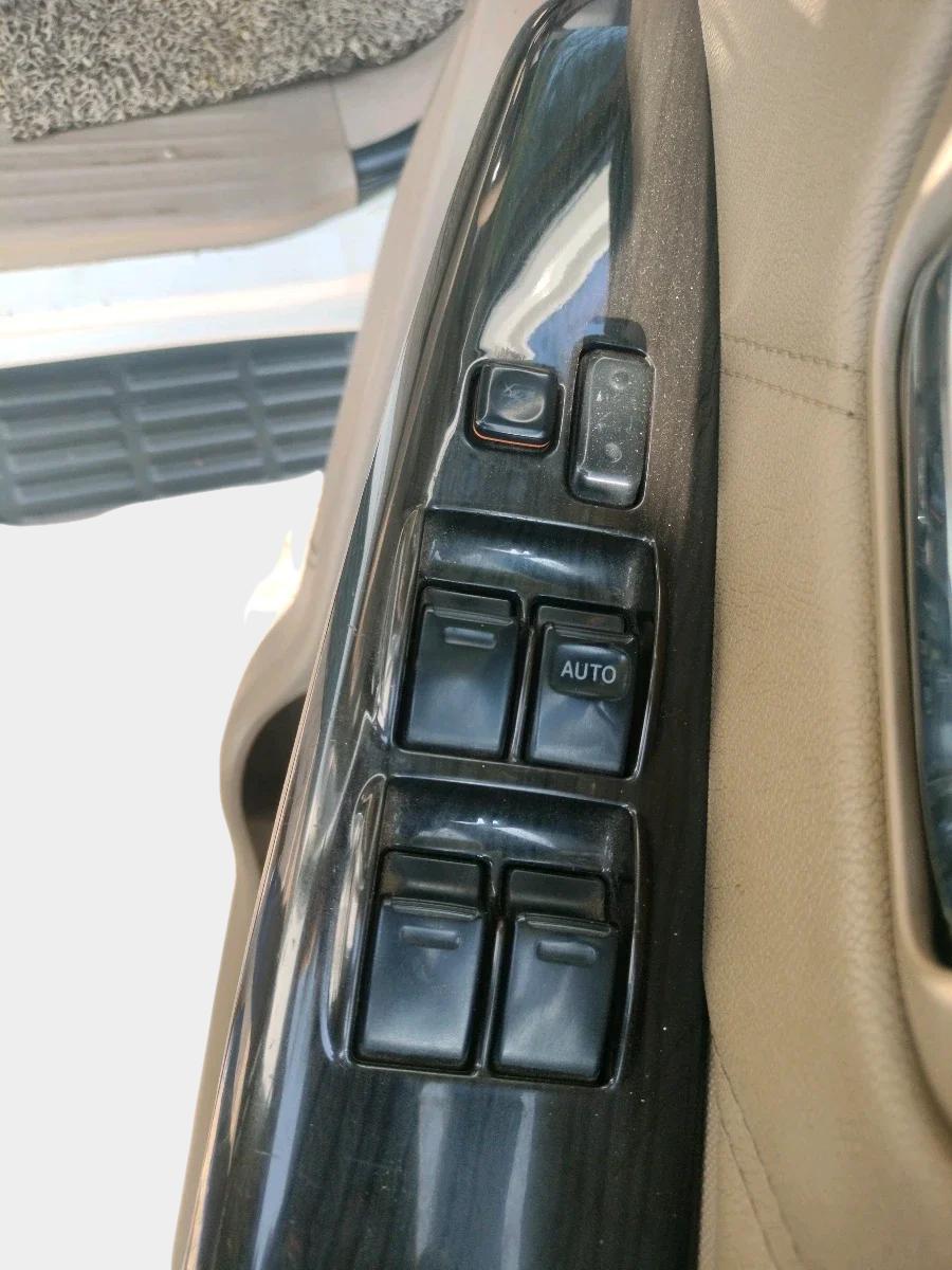 2014 Toyota Fortuner 3.0 4X2 MT, Diesel, Manual, 1,59,600 km, interior