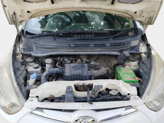2016 Hyundai Eon SPORTZ, Petrol, Manual, 1,03,103 km, exterior