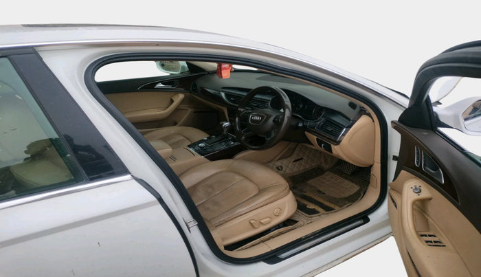 2014 Audi A6 2.0 TDI PREMIUM, Diesel, Automatic, 1,01,402 km, interior