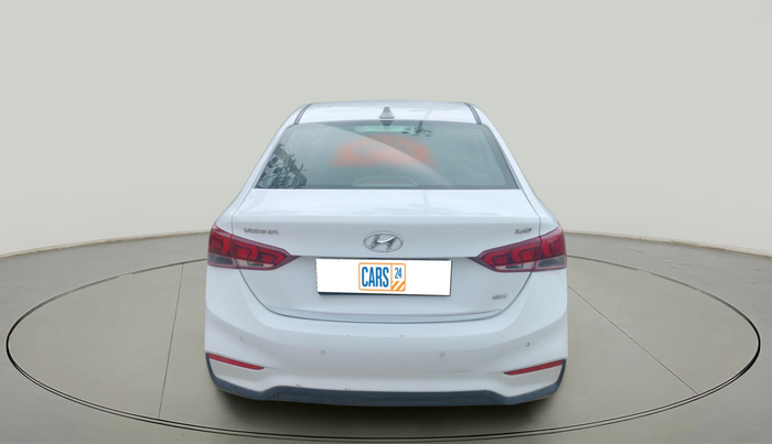 2018 Hyundai Verna 1.6 SX (O) CRDI MT, Diesel, Manual, 1,24,379 km, exterior