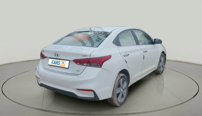 2018 Hyundai Verna 1.6 SX (O) CRDI MT, Diesel, Manual, 1,24,379 km, exterior