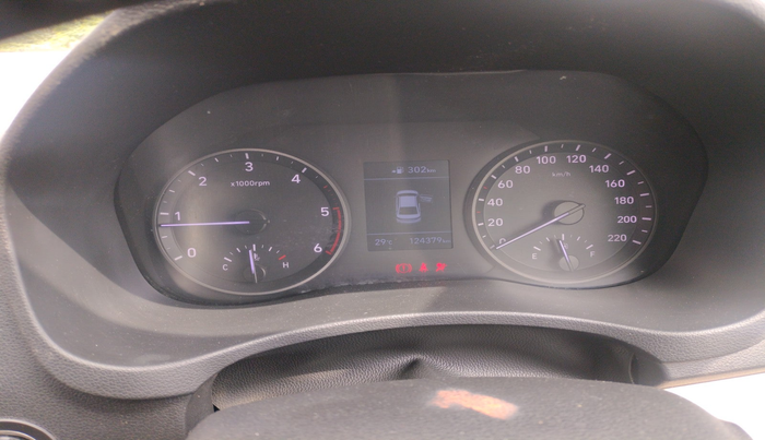 2018 Hyundai Verna 1.6 SX (O) CRDI MT, Diesel, Manual, 1,24,379 km, interior