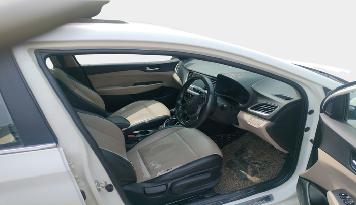 2018 Hyundai Verna 1.6 SX (O) CRDI MT, Diesel, Manual, 1,24,379 km, interior