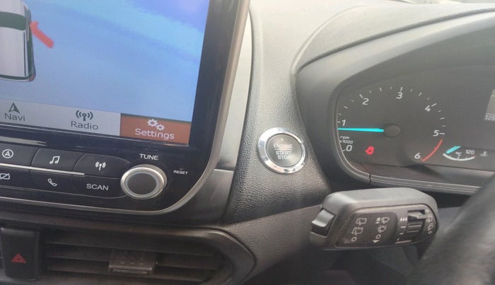 2018 Ford Ecosport TITANIUM 1.5L DIESEL, Diesel, Manual, 1,25,219 km, interior