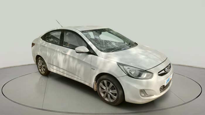 2013 Hyundai Verna FLUIDIC 1.6 CRDI SX, Diesel, Manual, 1,43,322 km, exterior