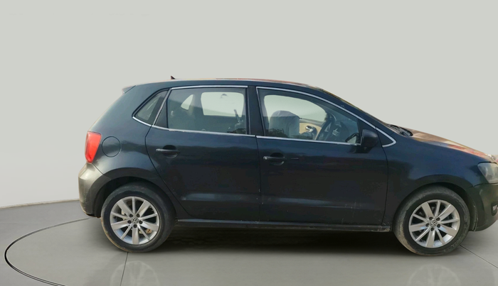 2016 Volkswagen Polo HIGHLINE1.5L, Diesel, Manual, 2,33,063 km, exterior