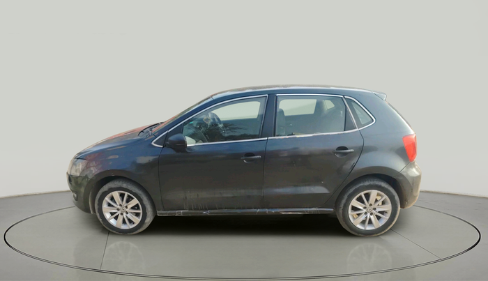 2016 Volkswagen Polo HIGHLINE1.5L, Diesel, Manual, 2,33,063 km, exterior