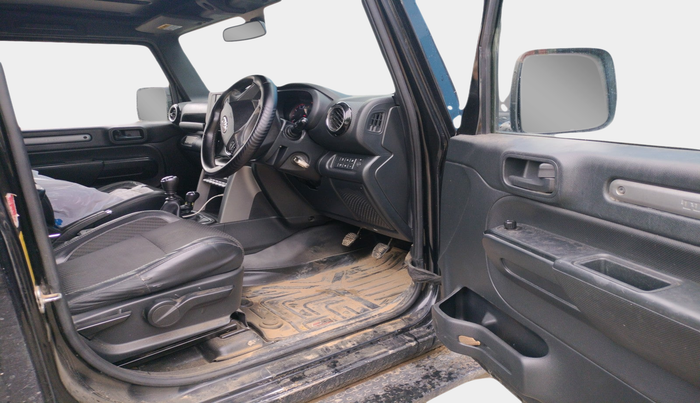 2022 Mahindra Thar LX D 4*4 MT HT, Diesel, Manual, 1,32,987 km, interior