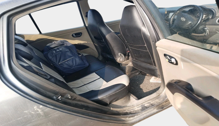 2012 Hyundai i10 SPORTZ 1.2, Petrol, Manual, 94,983 km, interior