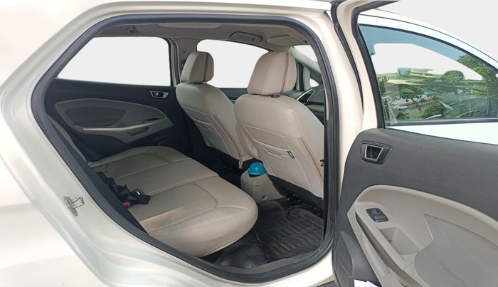 2015 Ford Ecosport TITANIUM 1.5L DIESEL, Diesel, Manual, 1,25,155 km, interior