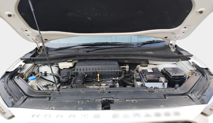 2024 MG ASTOR Shine 1.5 MT (Ivory), Petrol, Manual, 15,929 km, exterior