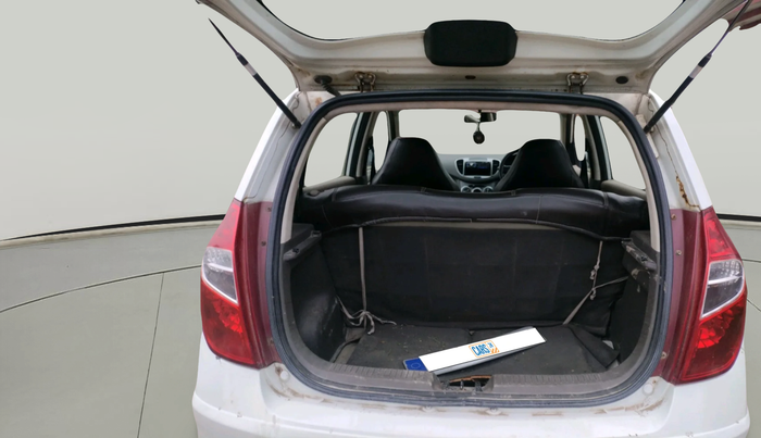 2011 Hyundai i10 MAGNA 1.1, Petrol, Manual, 73,854 km, exterior