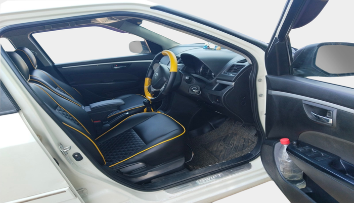 2014 Maruti Swift VXI, Petrol, Manual, 1,21,752 km, interior