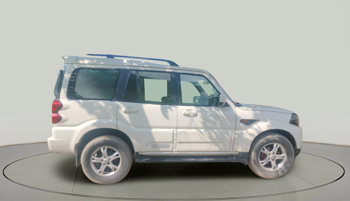2016 Mahindra Scorpio S6 PLUS 1.99, Diesel, Manual, 1,63,085 km, exterior
