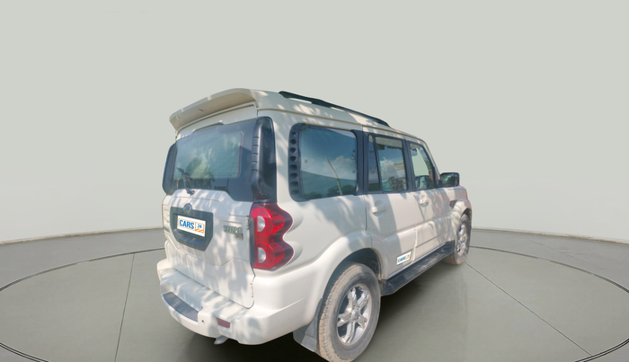 2016 Mahindra Scorpio S6 PLUS 1.99, Diesel, Manual, 1,63,085 km, exterior