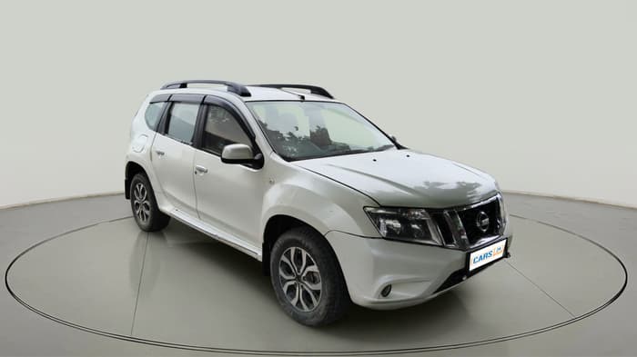 2014 Nissan Terrano XL (P), Petrol, Manual, 86,000 km, exterior