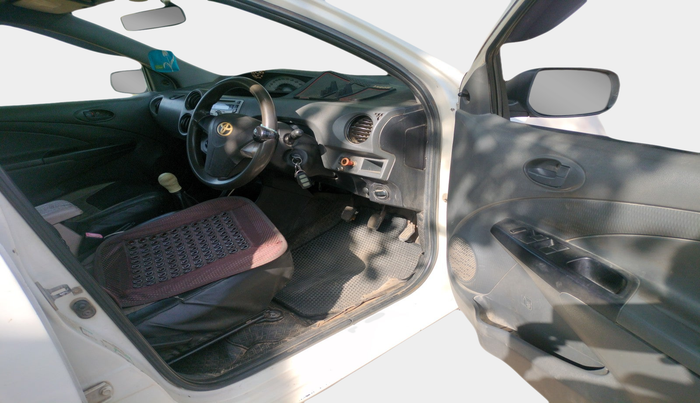 2012 Toyota Etios G, Petrol, Manual, 95,265 km, interior