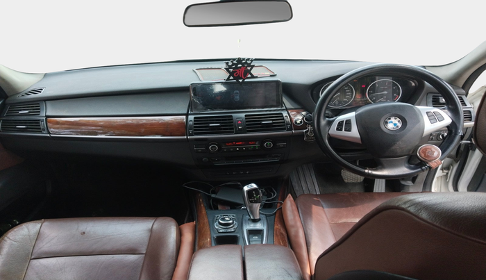 2010 BMW X5 3.0 D, Diesel, Automatic, 1,35,947 km, interior