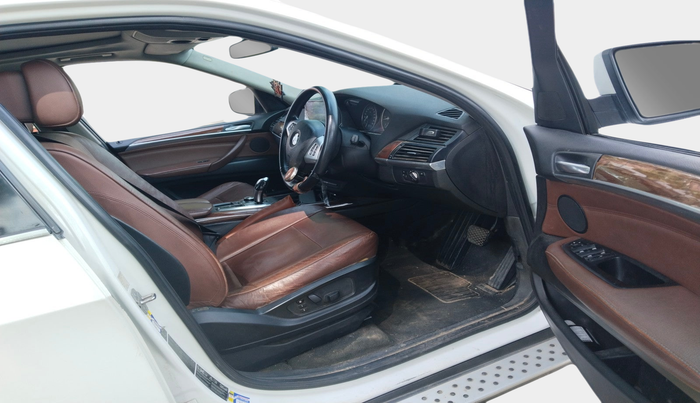 2010 BMW X5 3.0 D, Diesel, Automatic, 1,35,947 km, interior