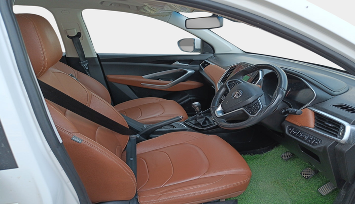 2021 MG HECTOR PLUS SHARP 1.5 PETROL TURBO HYBRID MT 6-STR, Petrol, Manual, 30,927 km, interior