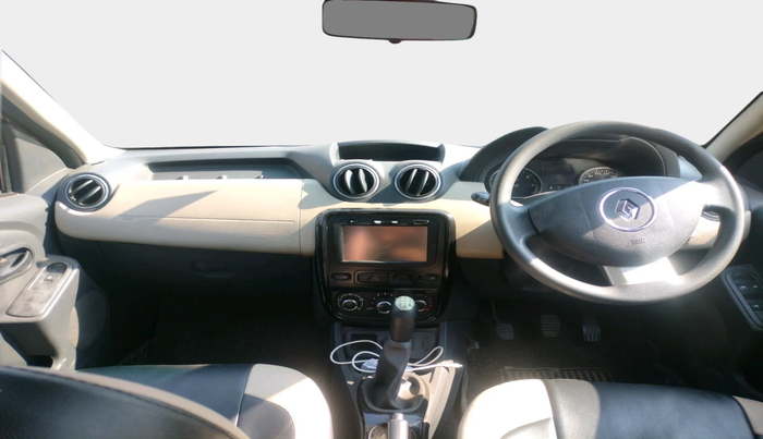 2014 Renault Duster 85 PS RXL DIESEL (OPT), Diesel, Manual, 1,39,311 km, interior