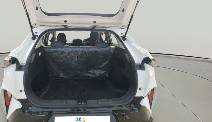 2025 Tata Curvv Creative Plus S 1.2 Petrol 6MT, Petrol, Manual, 19,600 km, exterior