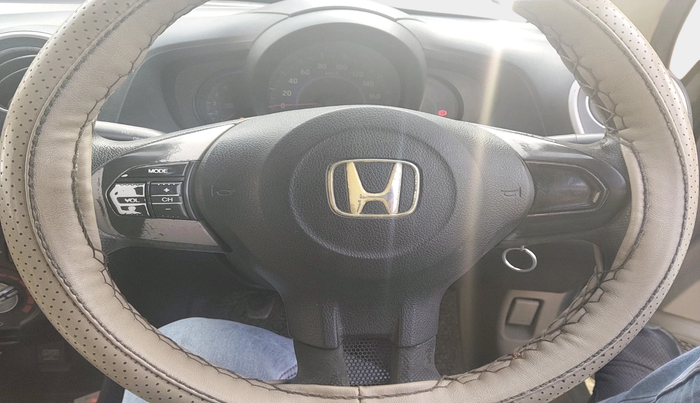 2014 Honda Mobilio 1.5L I-DTEC S, Diesel, Manual, 1,24,954 km, interior