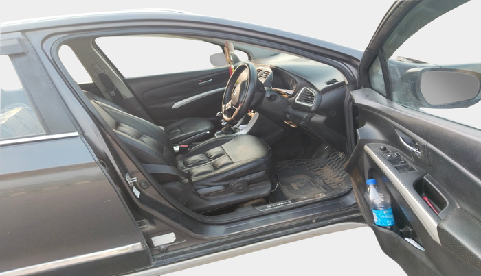 2017 Maruti S Cross ALPHA 1.6, Diesel, Manual, 1,17,357 km, interior