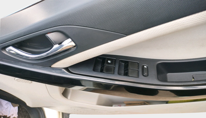 2020 Tata NEXON XZ DIESEL, Diesel, Manual, 1,46,948 km, interior