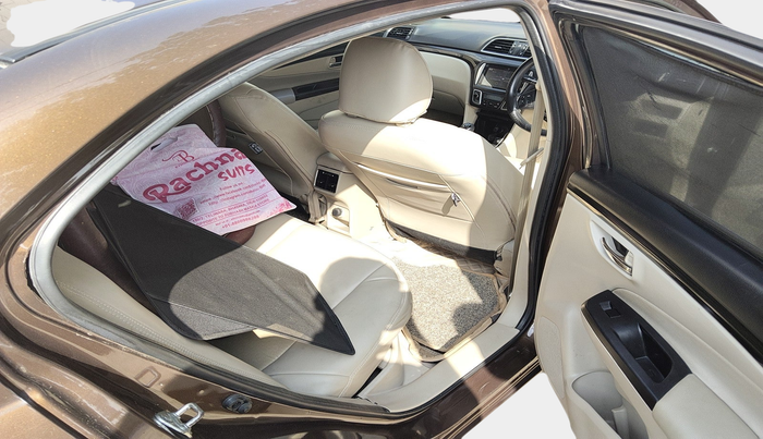 2017 Maruti Ciaz ALPHA DIESEL 1.3, Diesel, Manual, 1,60,266 km, interior