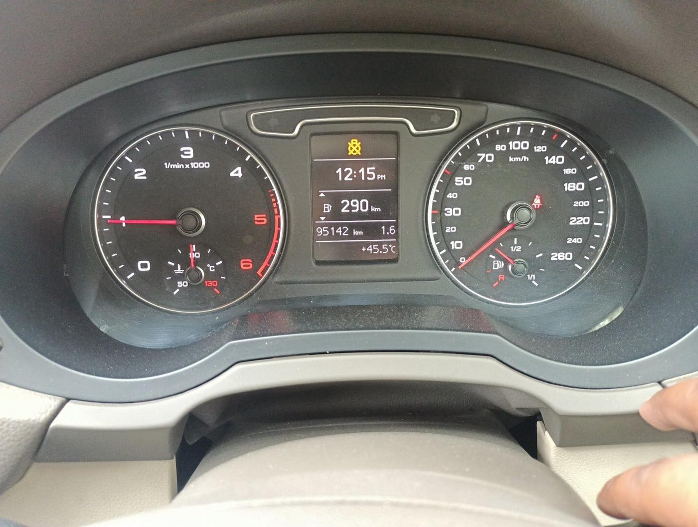 2014 Audi Q3 2.0 TDI MT S EDITION, Diesel, Manual, 95,142 km, interior