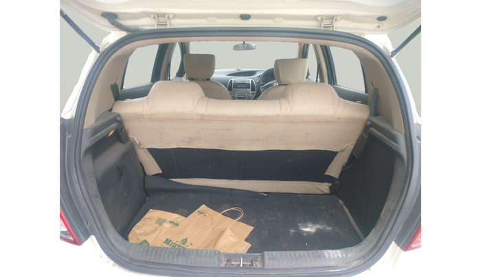 2012 Hyundai i20 MAGNA 1.4 CRDI, Diesel, Manual, 88,221 km, exterior