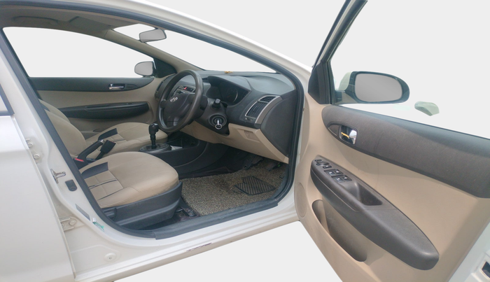 2012 Hyundai i20 MAGNA 1.4 CRDI, Diesel, Manual, 88,221 km, interior