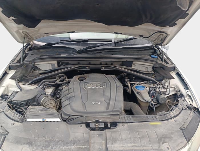 2013 Audi Q5 2.0 TDI QUATTRO, Diesel, Automatic, 1,17,670 km, exterior