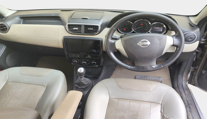 2016 Nissan Terrano XV D THP 110 PS, Diesel, Manual, 1,00,689 km, interior