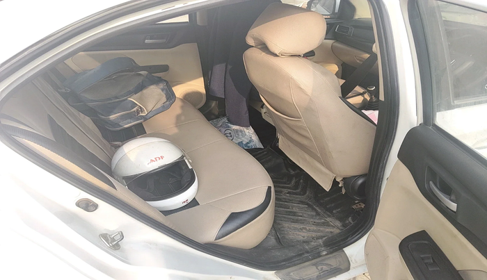 2018 Honda Amaze 1.2L I-VTEC S, Petrol, Manual, 1,11,912 km, interior