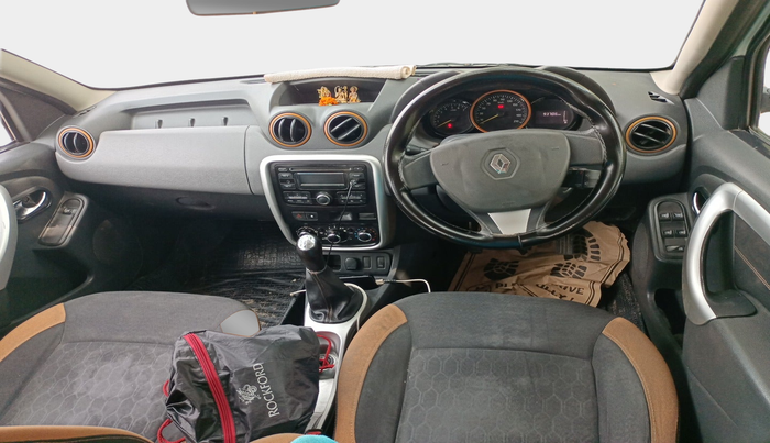 2016 Renault Duster RXL 85PS EXPLORE, Diesel, Manual, 93,706 km, interior