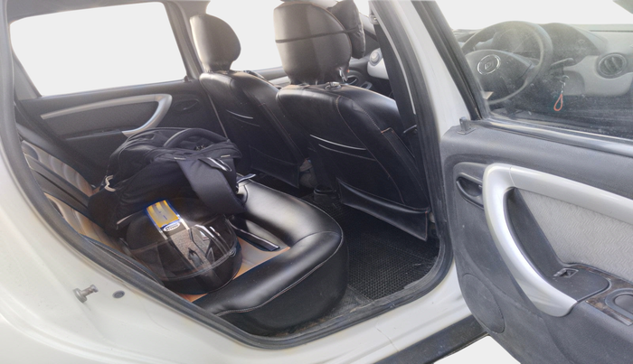 2013 Renault Duster 85 PS RXL DIESEL, Diesel, Manual, 82,770 km, interior