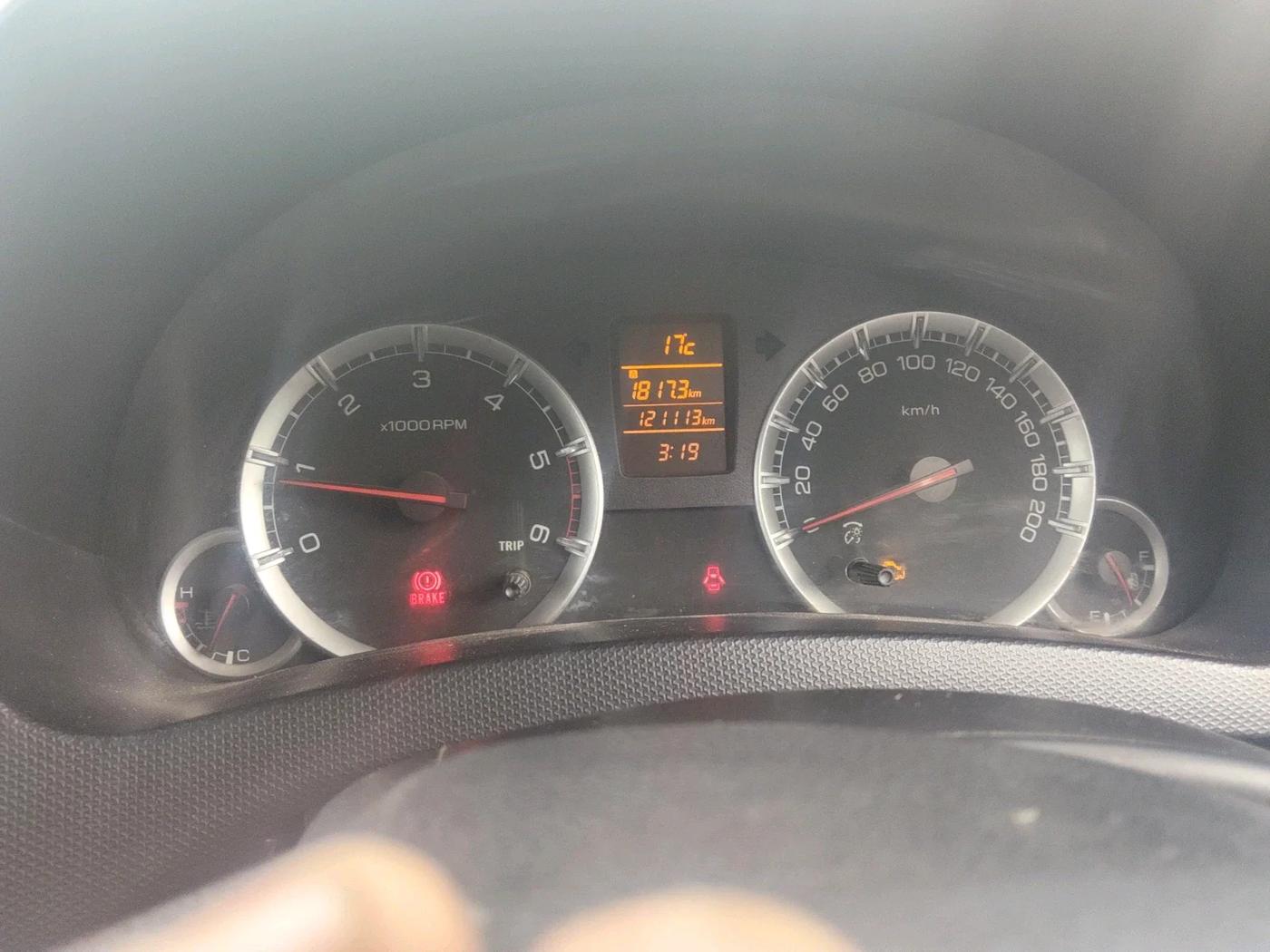 2014 Maruti Swift ZDI, Diesel, Manual, 1,32,000 km, interior