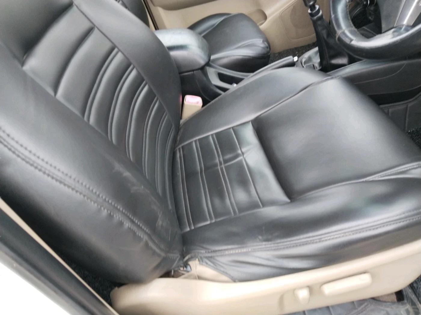 2014 Toyota Fortuner 3.0 4X2 MT, Diesel, Manual, 1,98,004 km, interior
