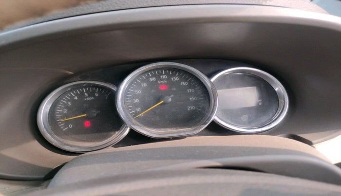 2017 Renault Lodgy 110 PS RXZ STEPWAY 7 STR, Diesel, Manual, 1,06,307 km, interior